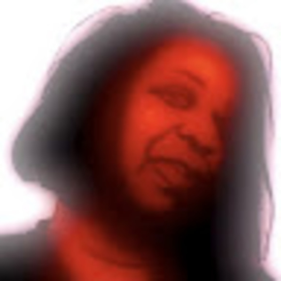 Meet your Posher, Janice - Picture 1 of 1